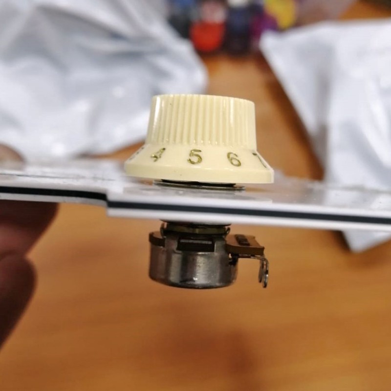 CTS Potenciómetro A250k Mini